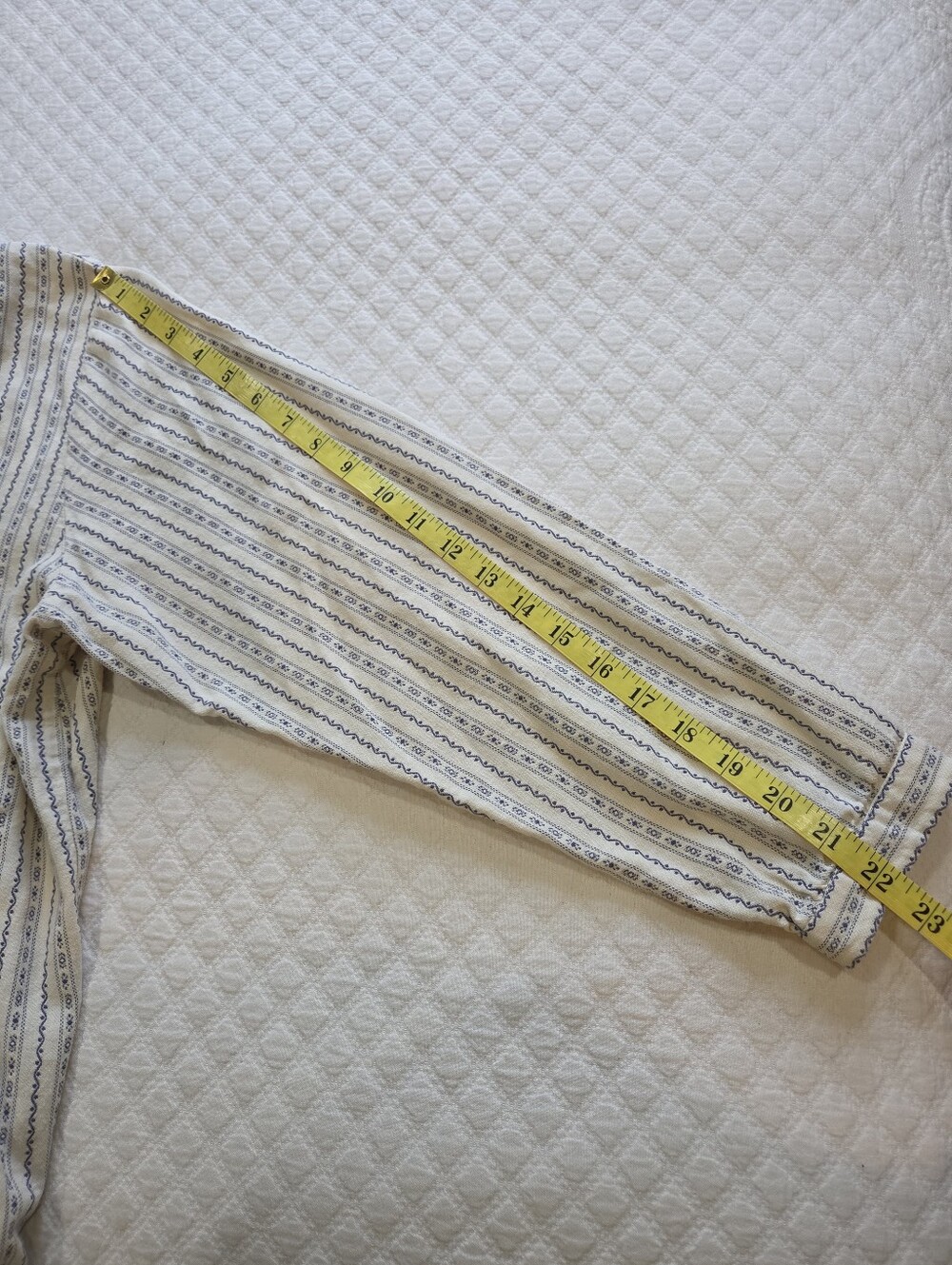 VTG LL Bean Cotton Dobby Nightgown Pintuck Pleats Size Large Cream Blue Cottage - Picture 6 of 11